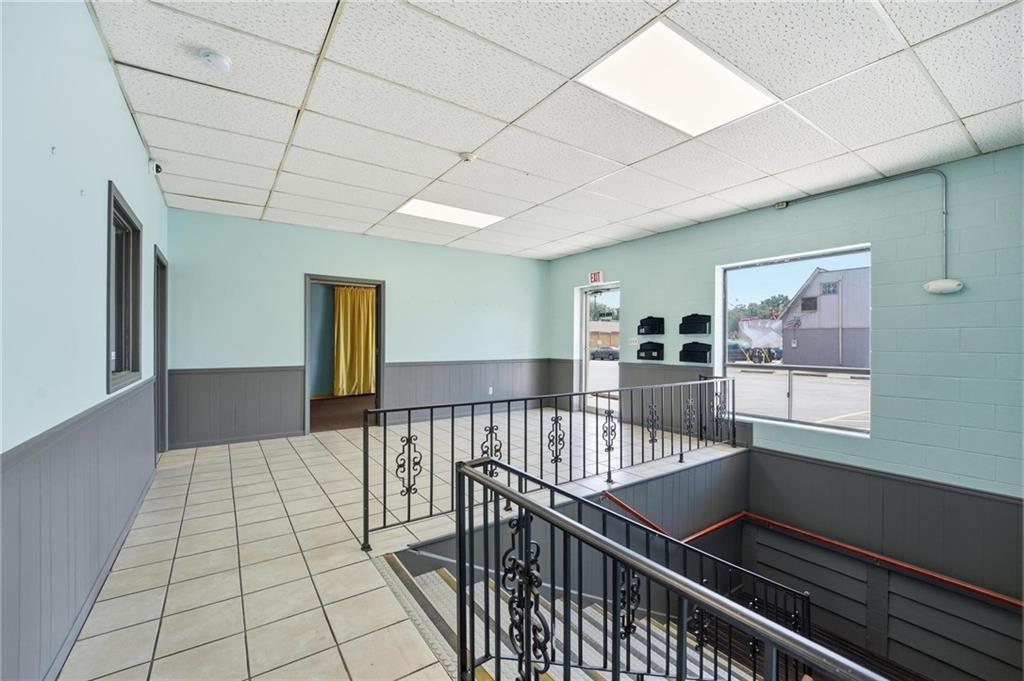 114-120 Sw 7 Highway Property Photo 6