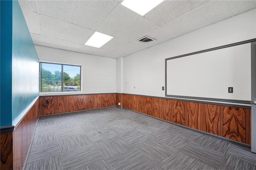 114-120 Sw 7 Highway Property Photo 11