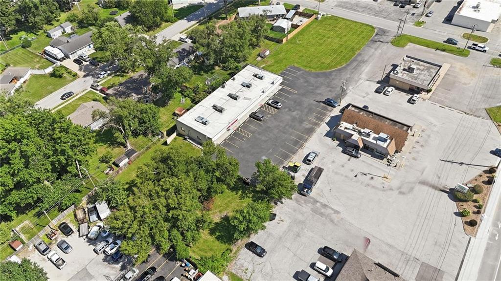 114-120 Sw 7 Highway Property Photo 84
