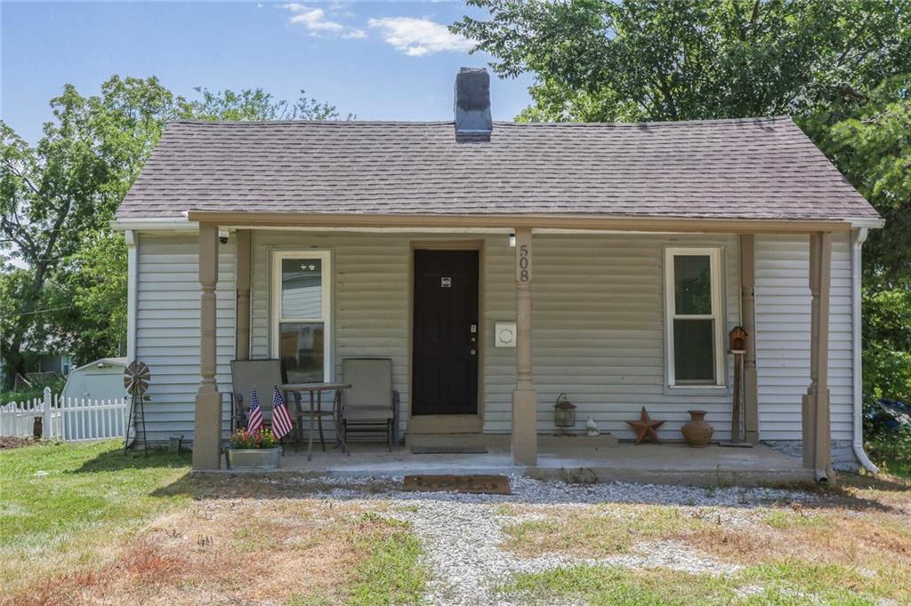 508 3rd Street Property Photo 2