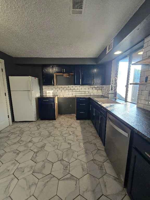12706 W 110th Terrace Property Photo 4