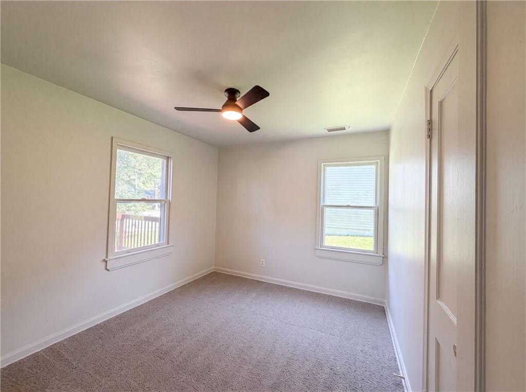 11615 W 68th Street Property Photo 4