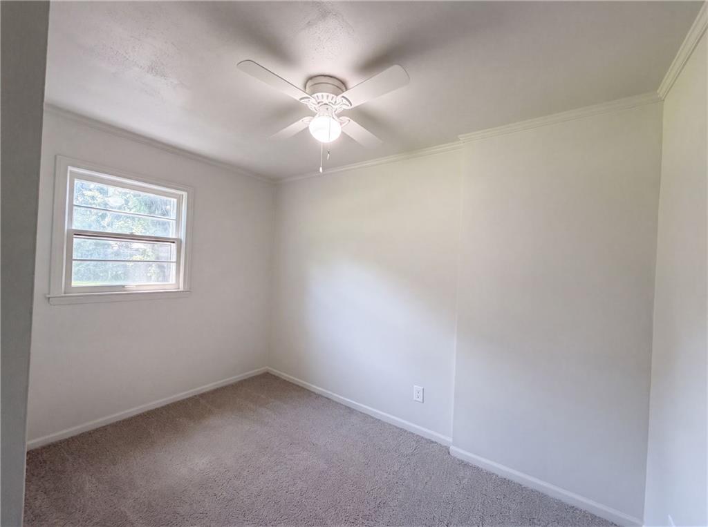 11615 W 68th Street Property Photo 10