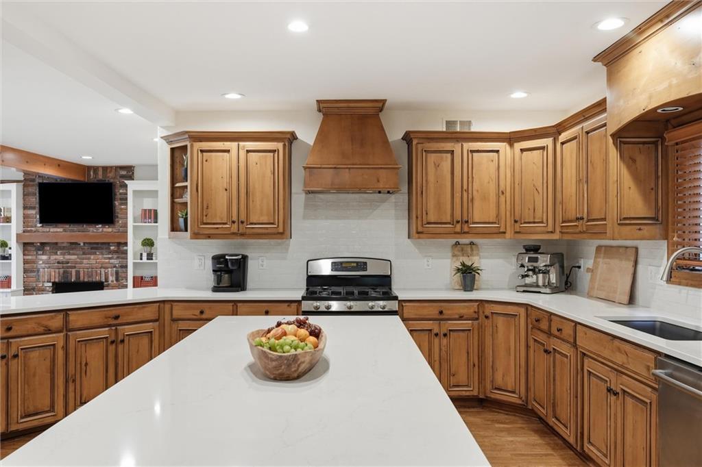 5622 Suwanee Road Property Photo 14