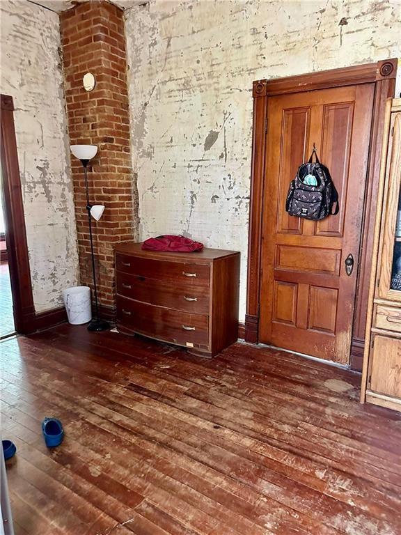 409 E Spring Street Property Photo 13