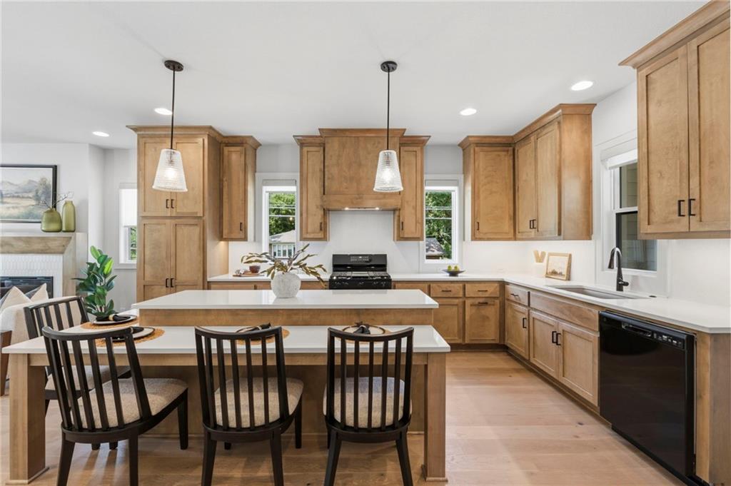 5501 Reeds Road Property Photo 10