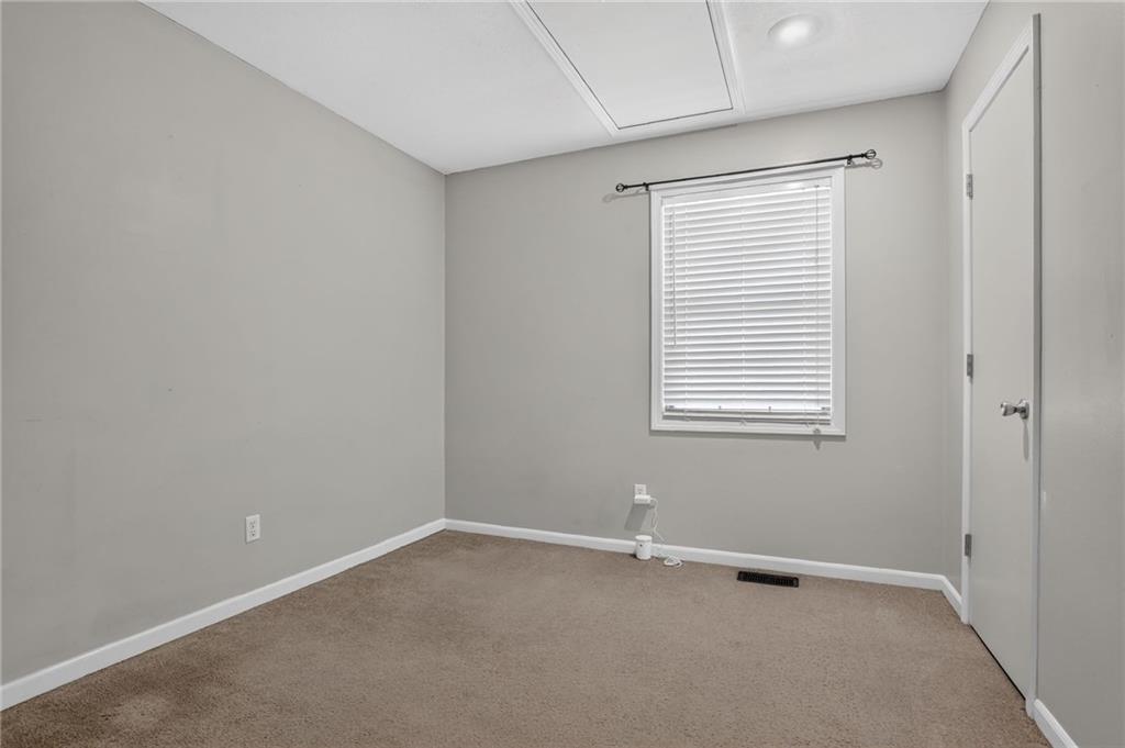 228 Richfield Court Property Photo 7