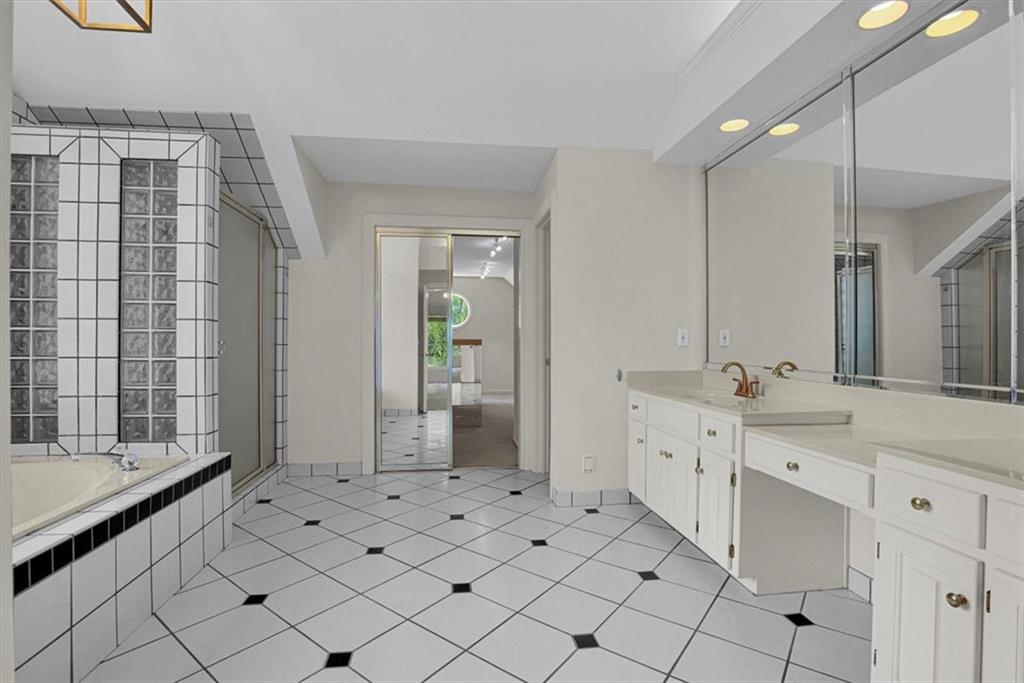 14612 W 50th Street Property Photo 52