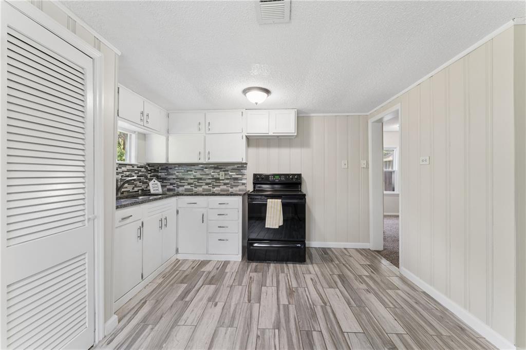 8110 Walnut Street Property Photo 37