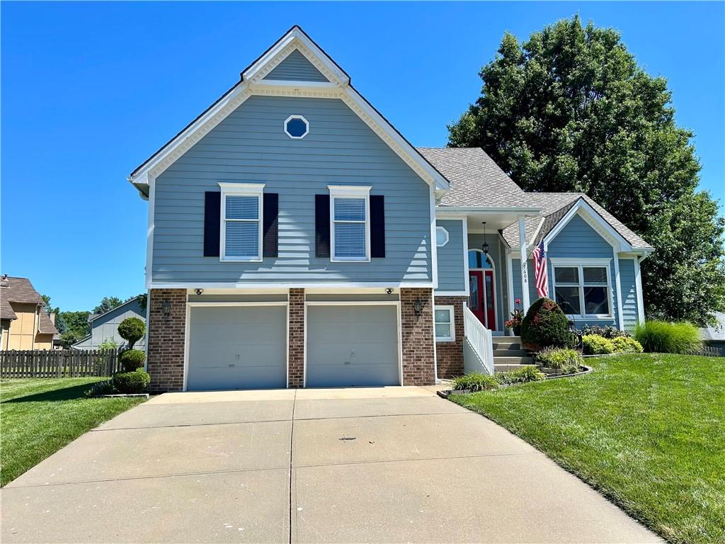 7608 NW 76th Place Property Photo 1