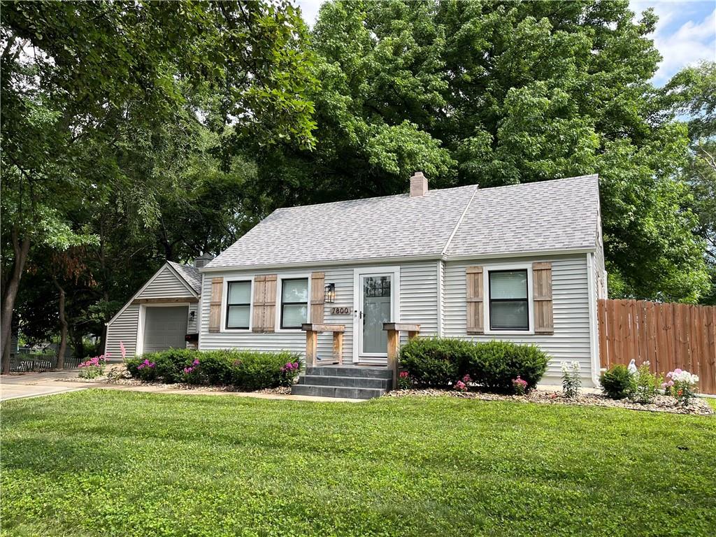 7800 W 64th Street Property Photo
