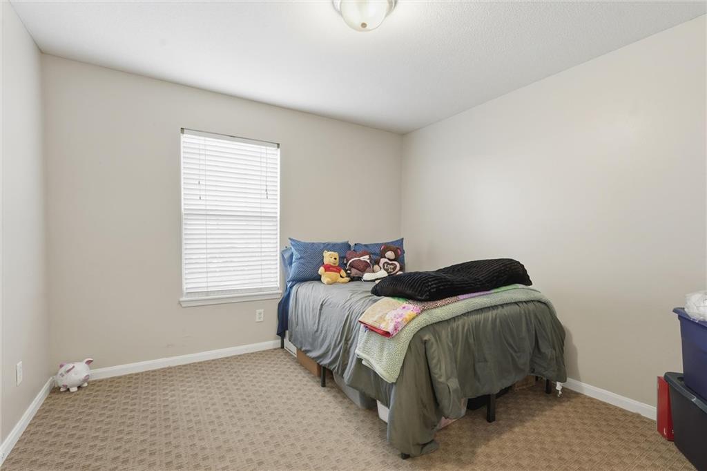 8030 N Drury Avenue Property Photo 19