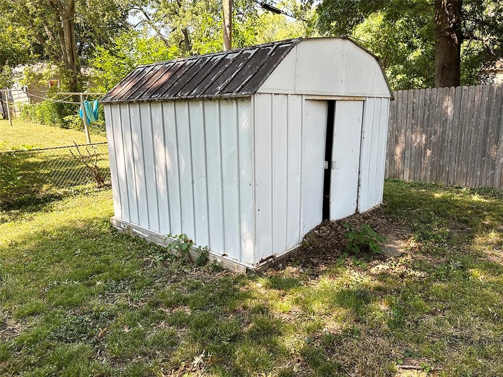 4016 S Spring Street Property Photo 52