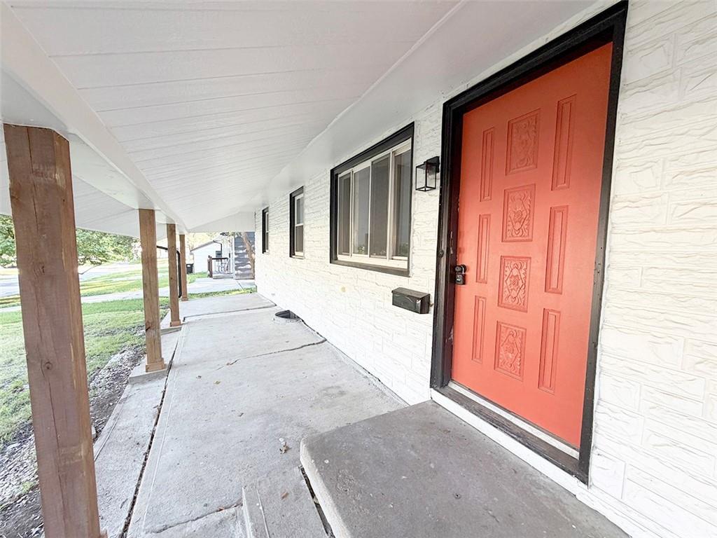 4016 S Spring Street Property Photo 57