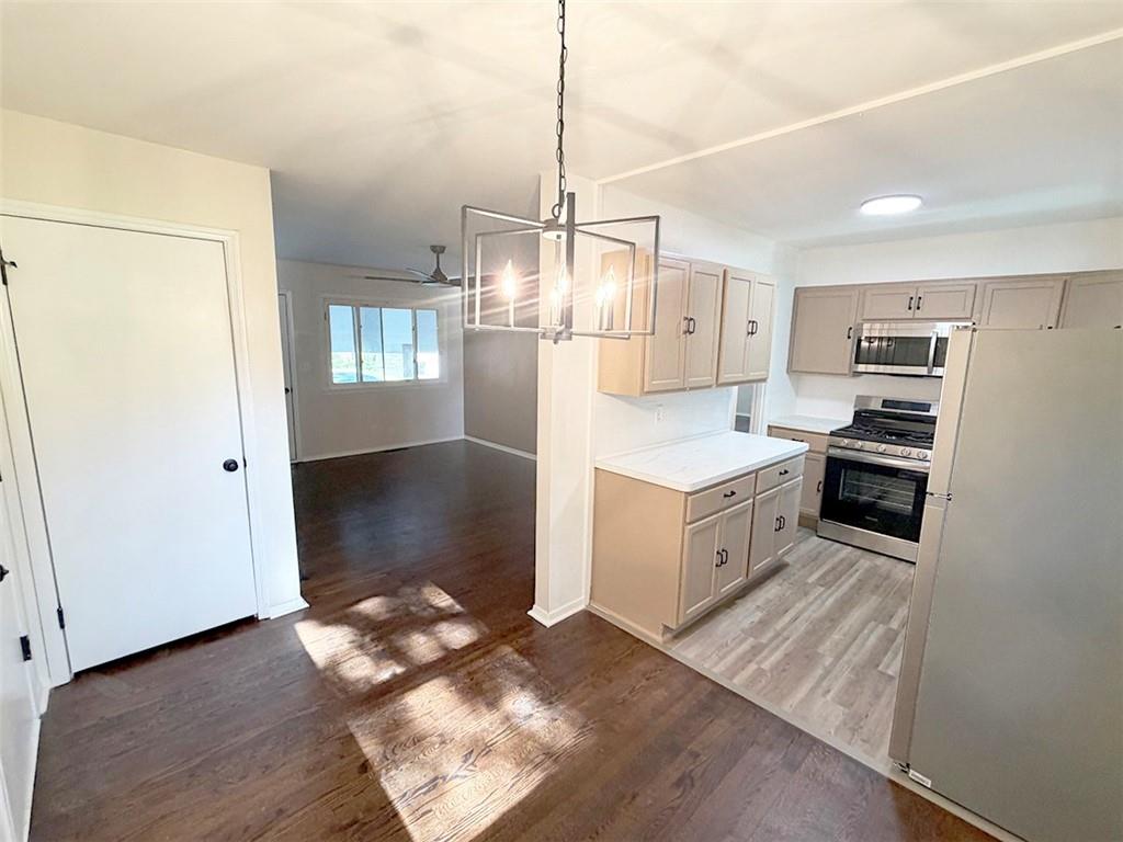 4016 S Spring Street Property Photo 65
