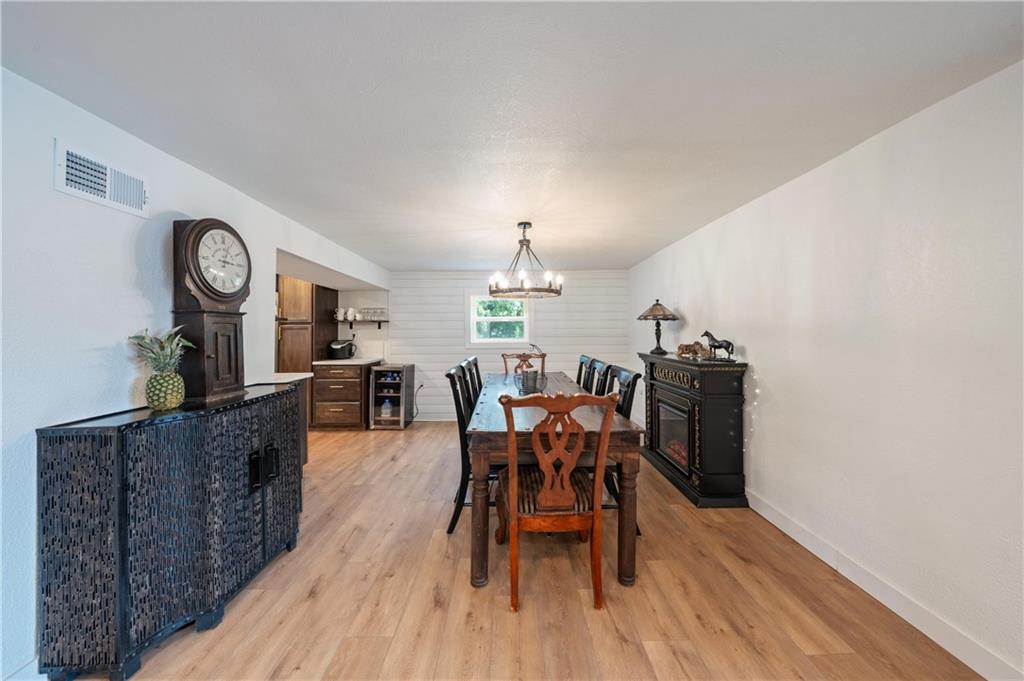 105 Ne Douglas Street Property Photo 49