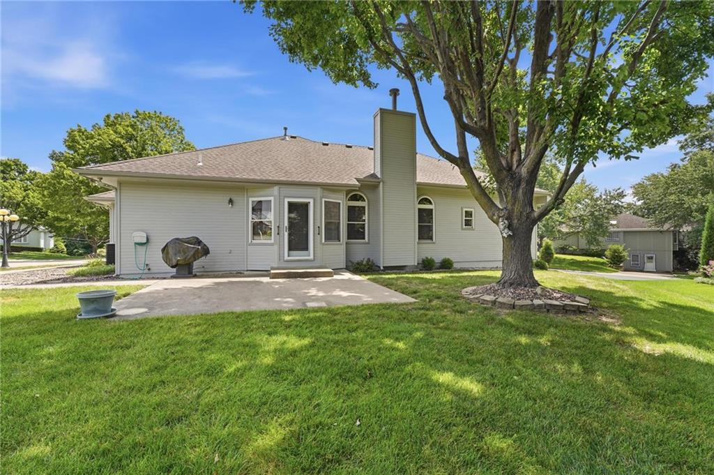 2910 S Swope Drive Property Photo 43