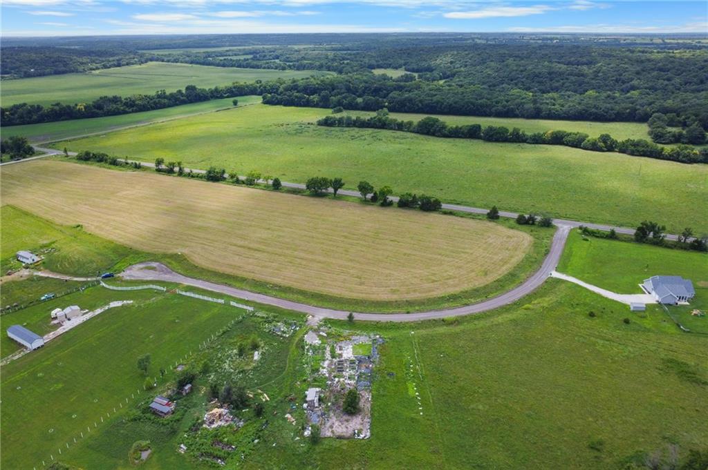 4720 Davis Lane Property Photo 4