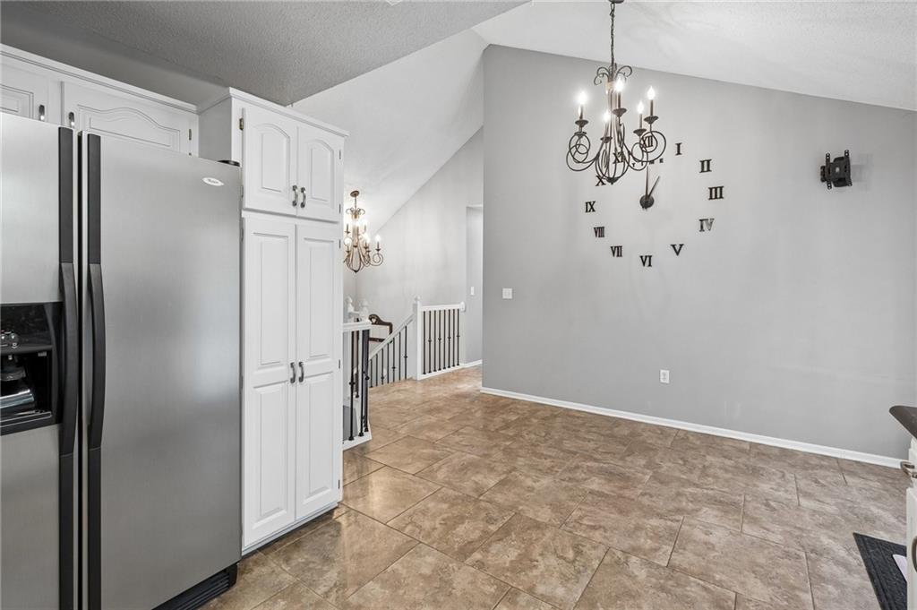 4904 Rosehill Drive Property Photo 10