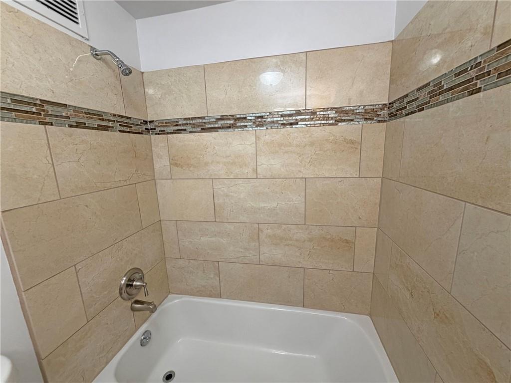 333 W Meyer Boulevard Property Photo 16