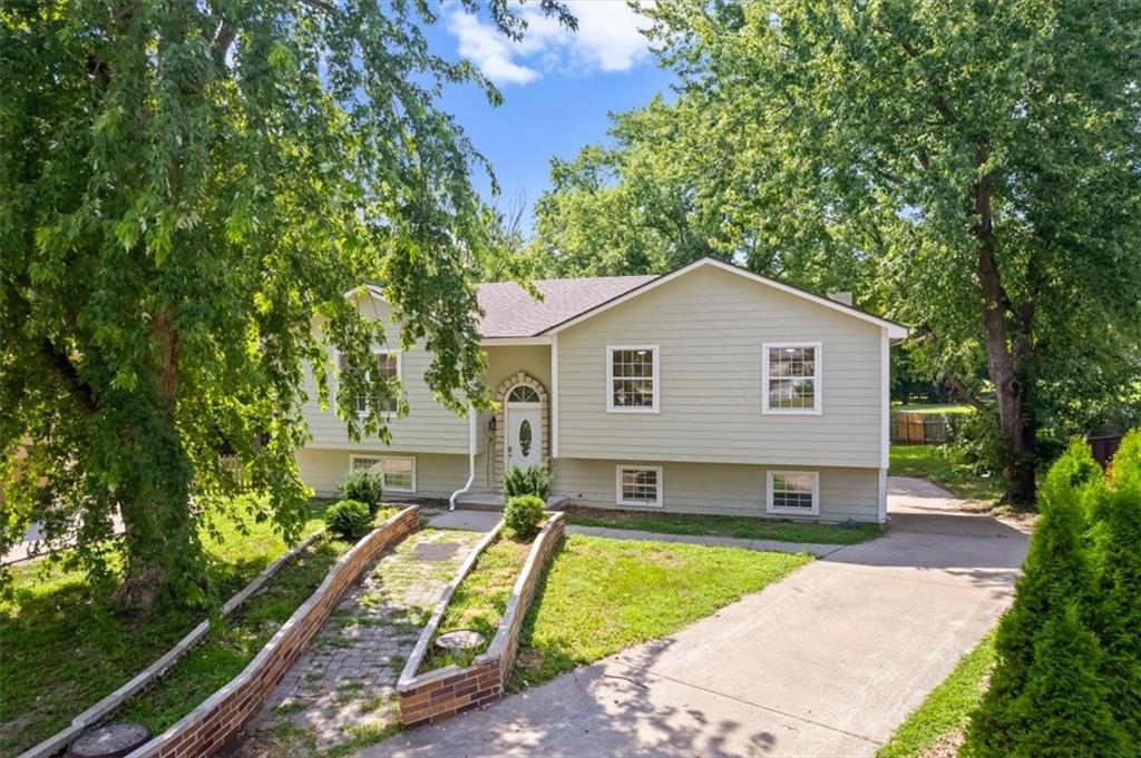 318 Se Bent Tree Drive Property Photo 1