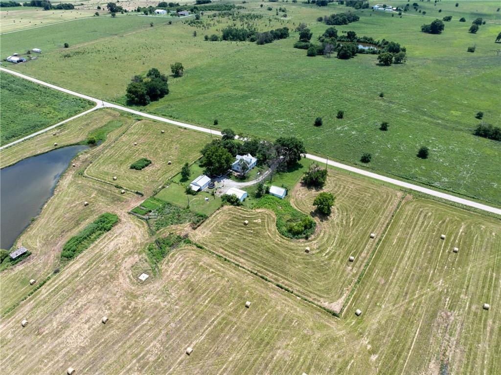 835 Nw 950 Road Property Photo 37