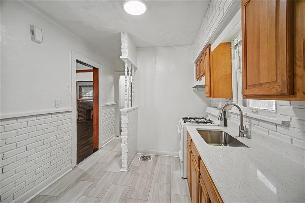 2631005 Property Photo 10