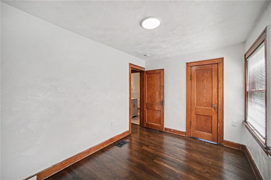 2631005 Property Photo 14