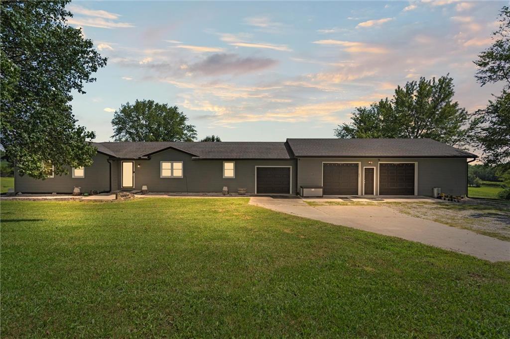 17739 Eisenhower Road Property Photo 12