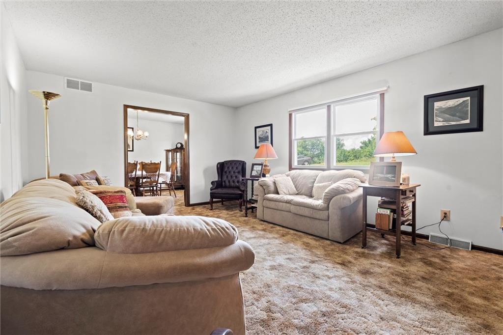 17739 Eisenhower Road Property Photo 17