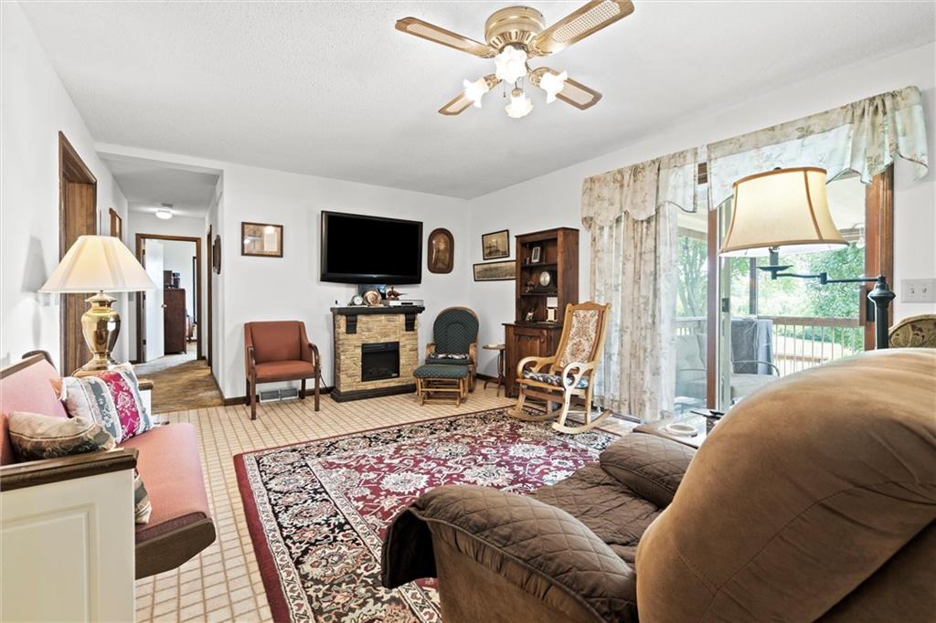 17739 Eisenhower Road Property Photo 20