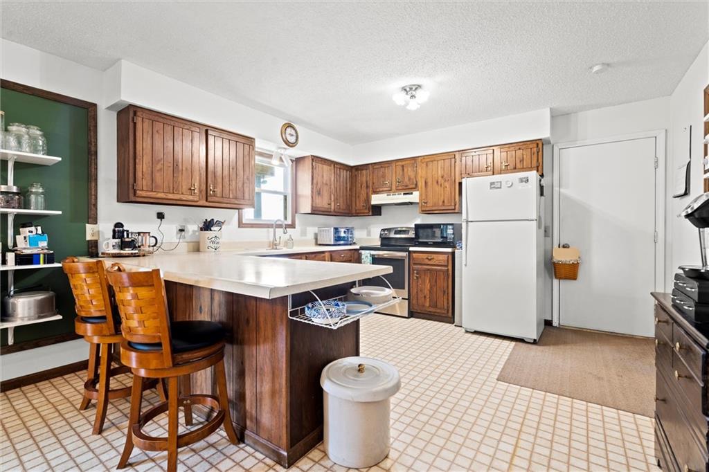 17739 Eisenhower Road Property Photo 24
