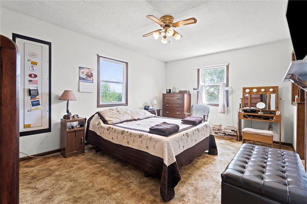 17739 Eisenhower Road Property Photo 33
