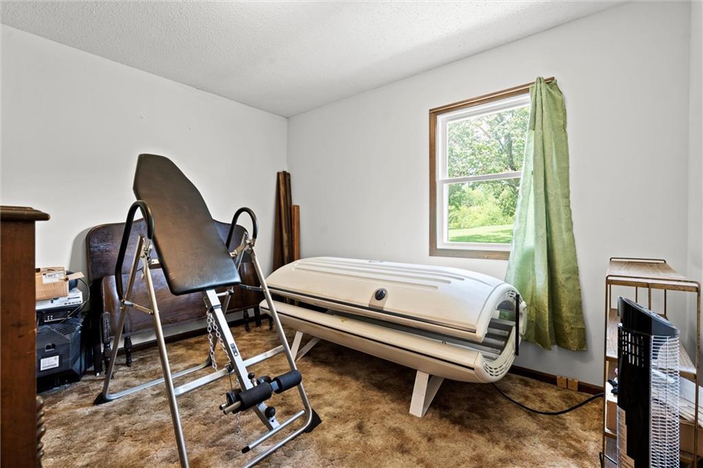 17739 Eisenhower Road Property Photo 39