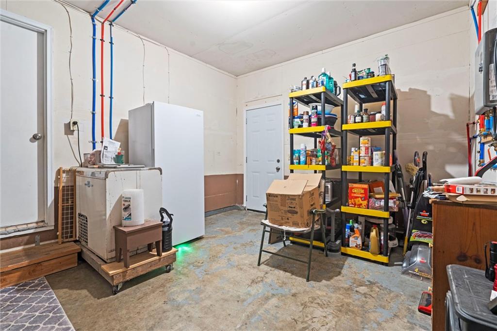 17739 Eisenhower Road Property Photo 42