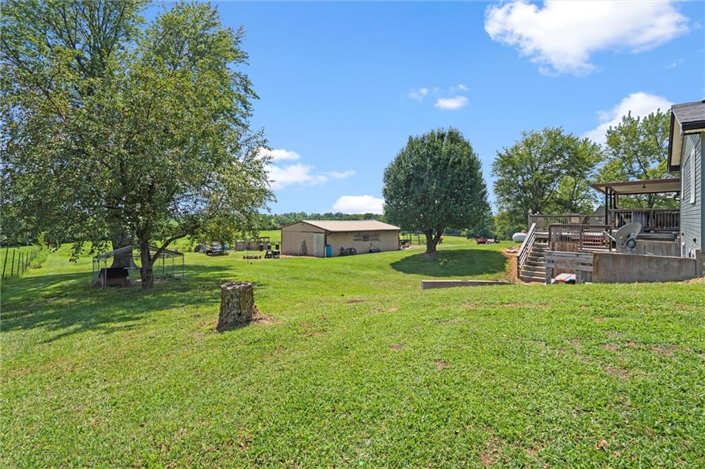 17739 Eisenhower Road Property Photo 43