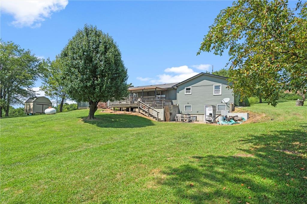 17739 Eisenhower Road Property Photo 44