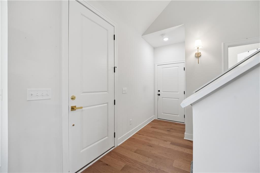 413 W Walnut Street Property Photo 10