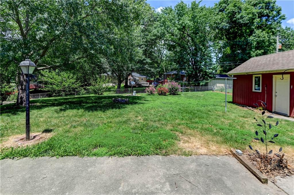 2400 Nw 86th Terrace Property Photo 19