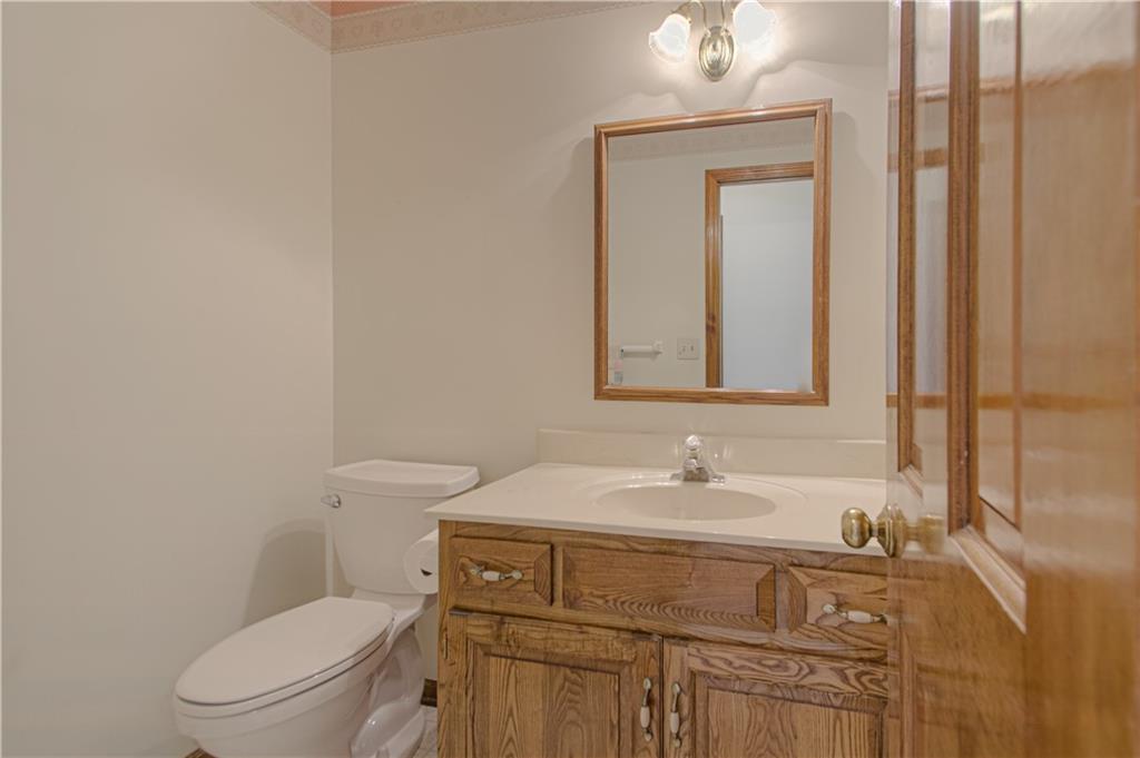 602 W 115th Terrace Property Photo 15