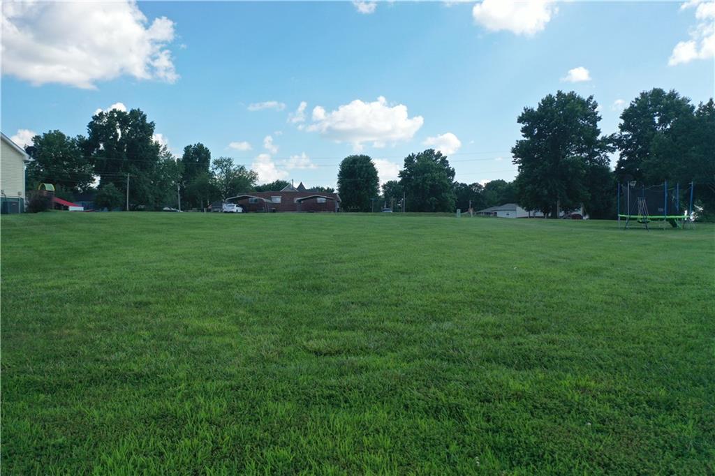 Brittany Lane Property Photo 31
