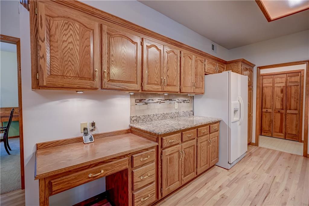 512 Canterbury Lane Property Photo 27