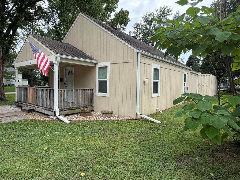 125 Walnut Street Property Photo 3