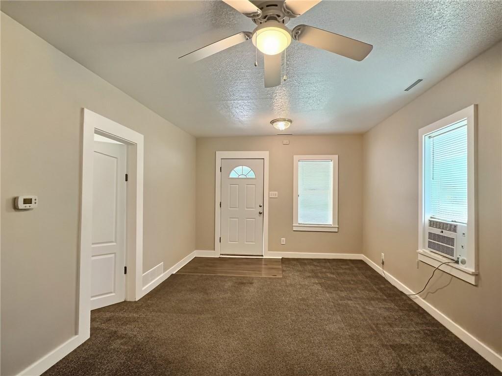 125 Walnut Street Property Photo 12
