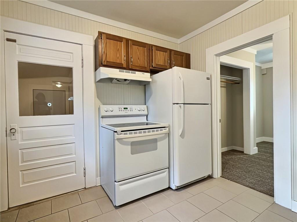 125 Walnut Street Property Photo 16