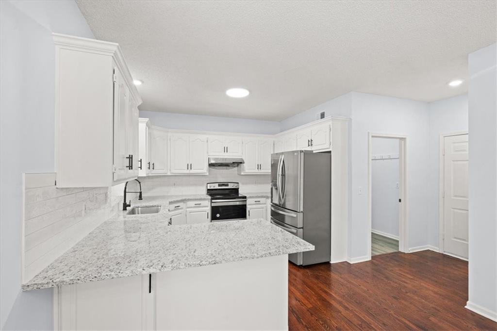 4122 Kerrington Drive Property Photo 11