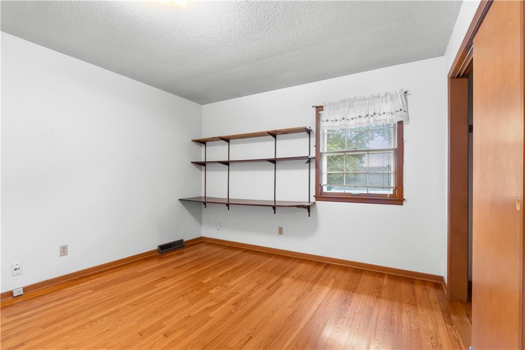 17205 E 28th Terrace Property Photo 15