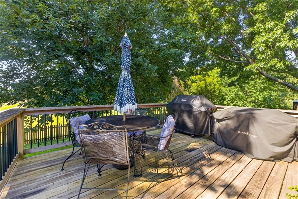 108 Ne Gaslight Lane Property Photo 43