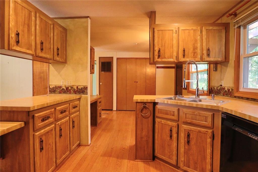 558 Se 1291st Road Property Photo 33