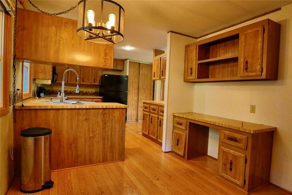 558 Se 1291st Road Property Photo 43